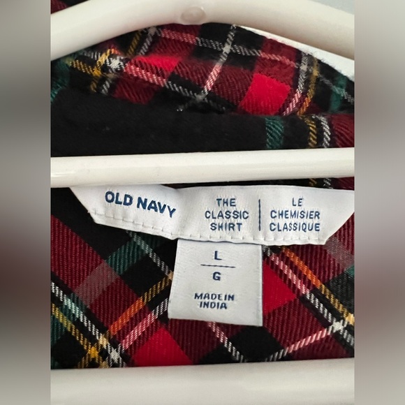 Old navy plaid button up shirt - Picture 4 of 6